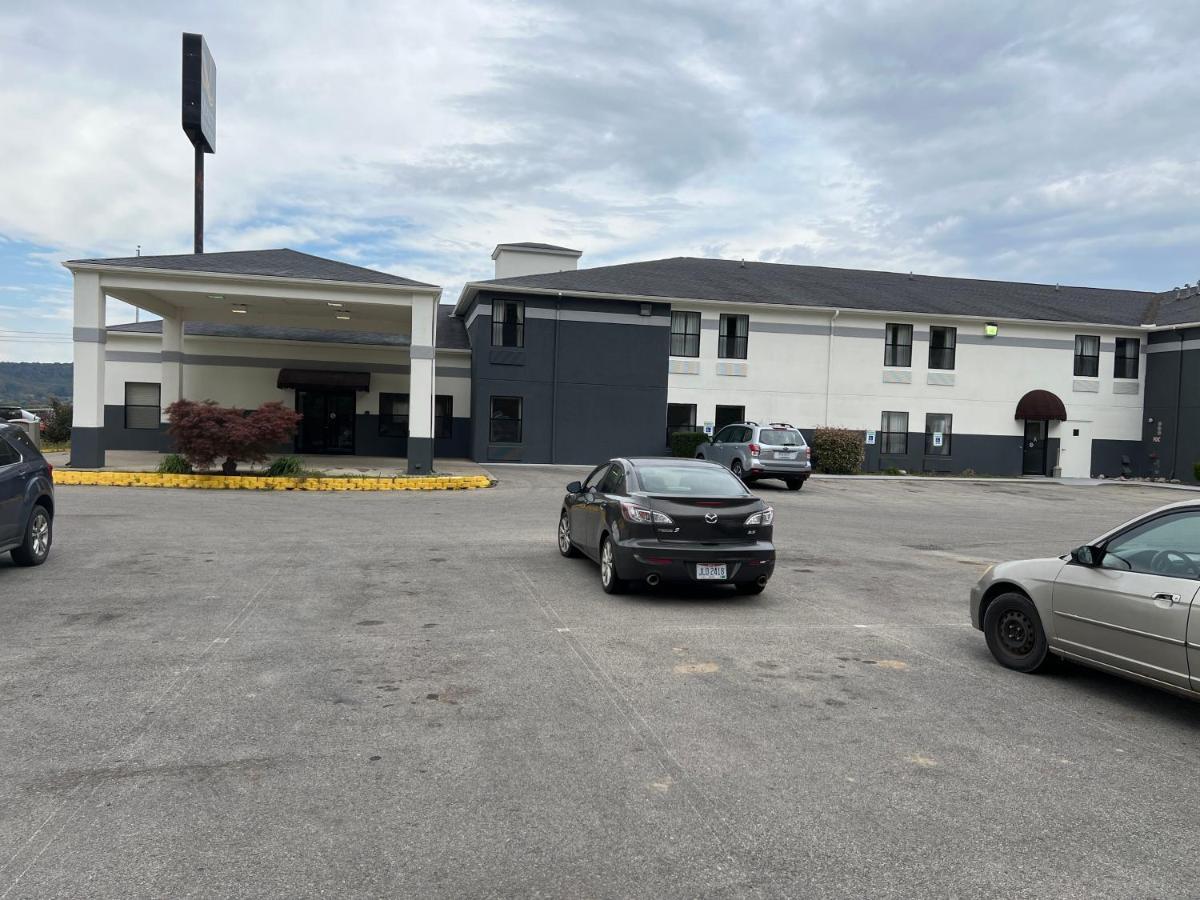 Quality Inn & Suites Rosemount Exterior photo